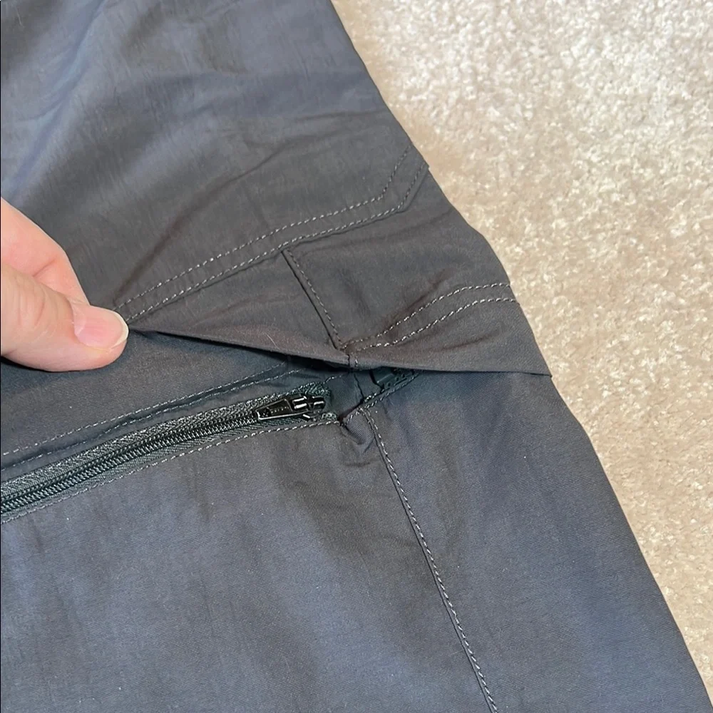 Eddie Bauer Gray‎ Cargo Pants with Elastic Waistband convertible legs